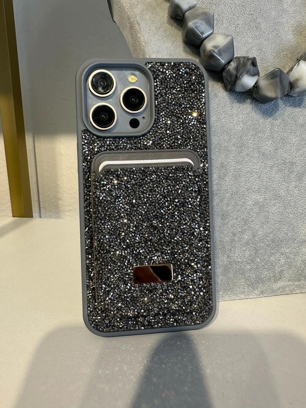 Diamond Titanyum Taşlı Telefon Kılıfı Ve Magsafe Kredi Kartlık